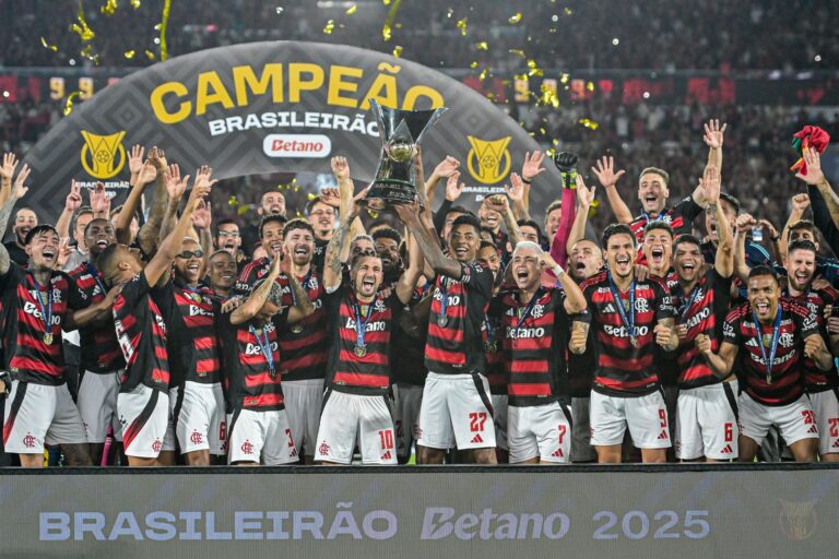 Bola de Ouro 2026: Flamengo é indicado a prêmio de melhor clube masculino