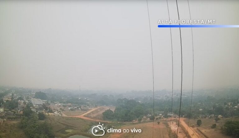 Fumaça de incêndios cobre Alta Floresta e cidades da região