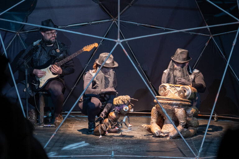 TEAF apresenta espetáculo infantil gratuito em comemoração ao Dia das Crianças